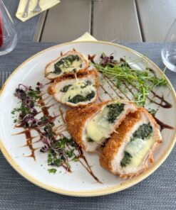 PARAJJAL MOZZARELLÁVAL TÖLTÖTT CSIRKEMELLFILÉ