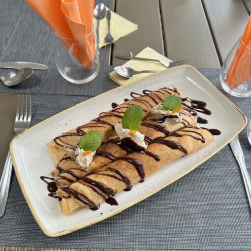 GESZTENYÉS PALACSINTA CSOKOLÁDÉ ÖNTETTEL